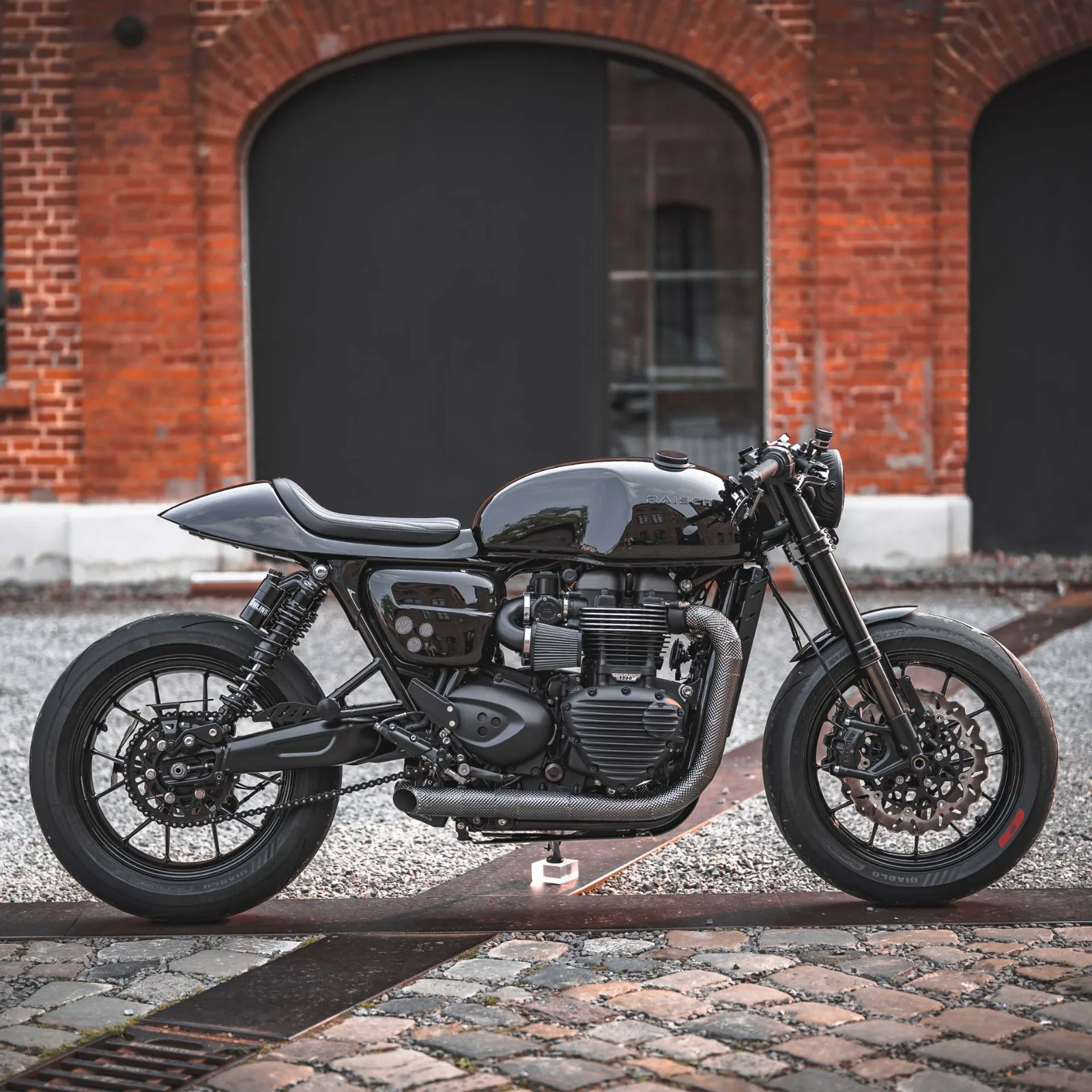 THRUXTON RS – DARTH VADER 2