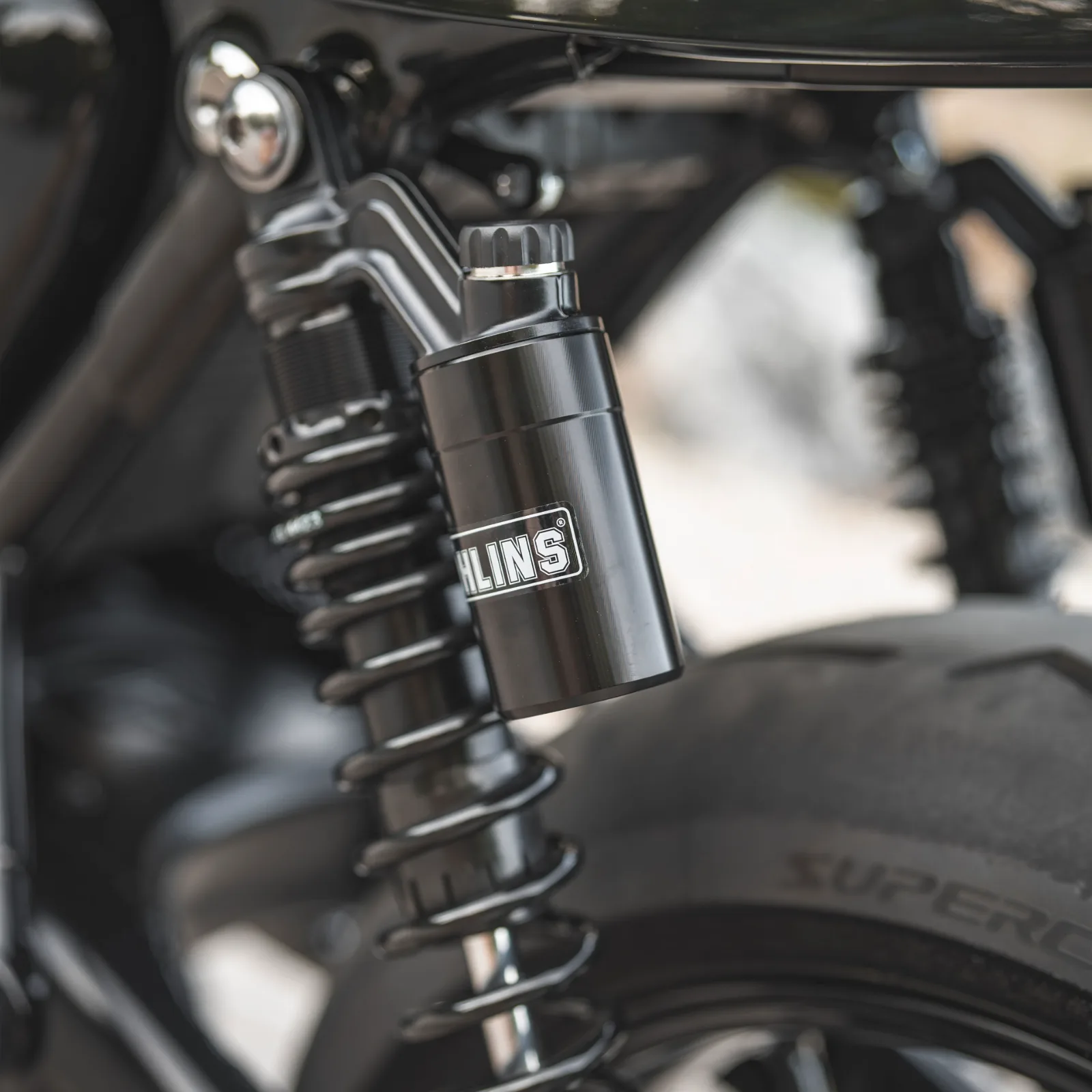 THRUXTON RS – DARTH VADER 11