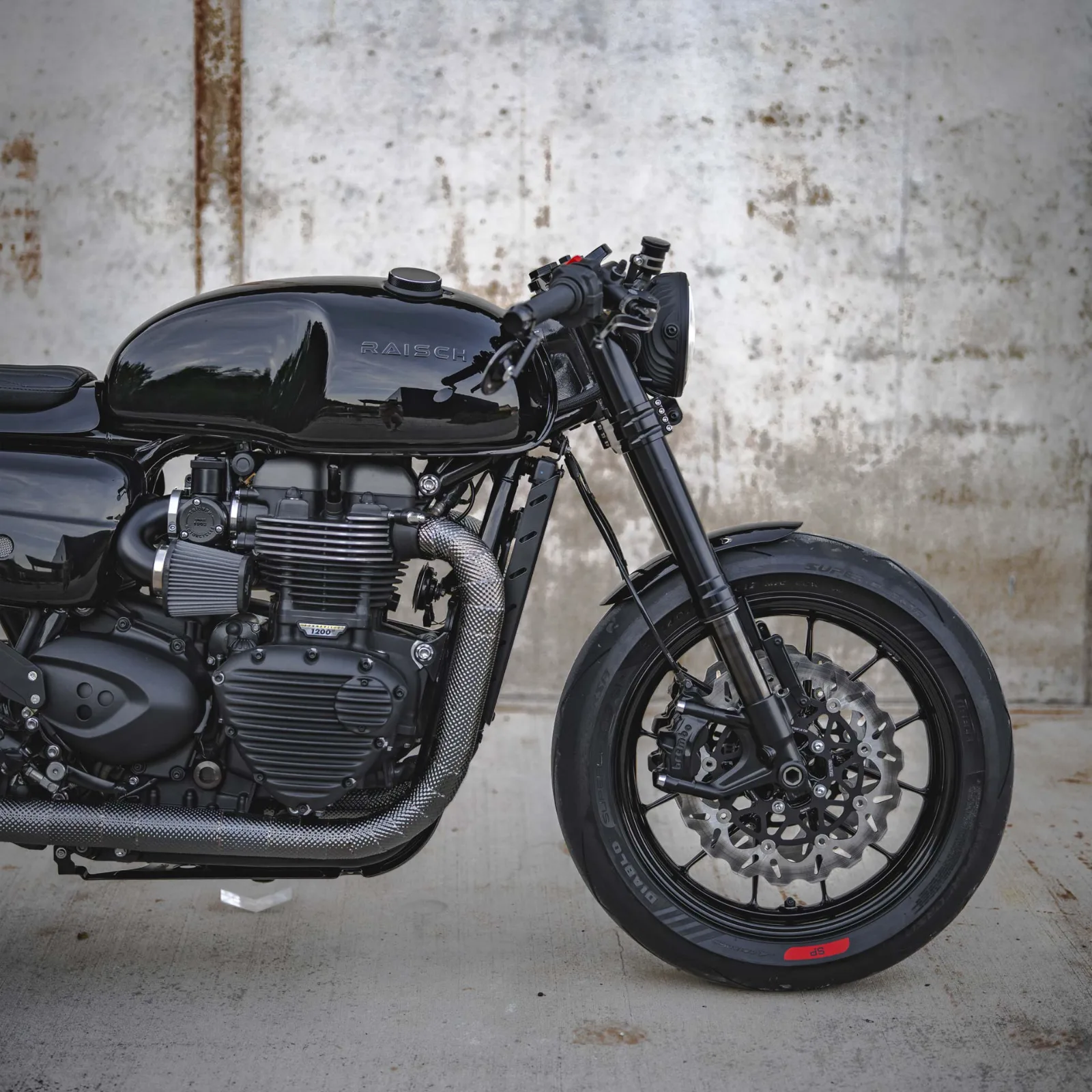 THRUXTON RS – DARTH VADER 7